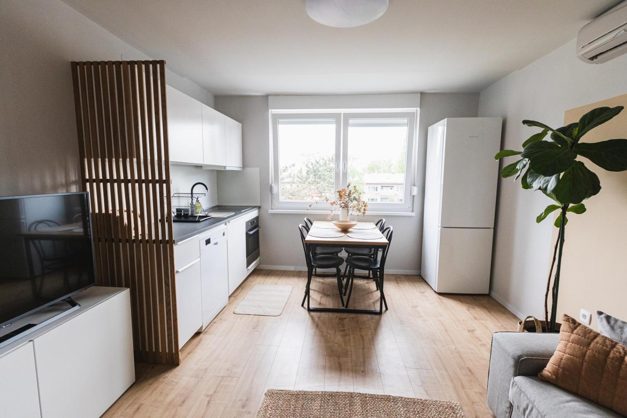 Flexible Selfcheckins 76 - - Arena - Bedroom - New Zagreb